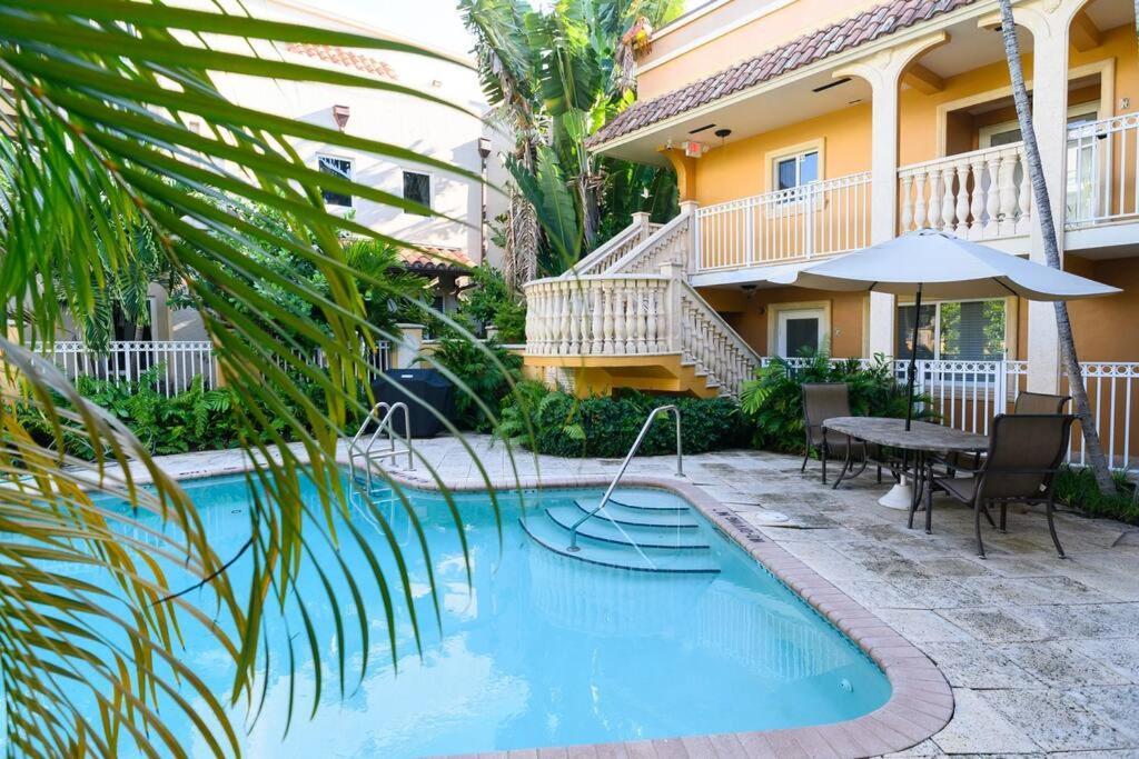 Las Olas Blvd Exclusive Apt With Waterview 劳德代尔堡 外观 照片