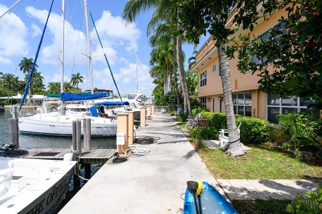Las Olas Blvd Exclusive Apt With Waterview 劳德代尔堡 外观 照片